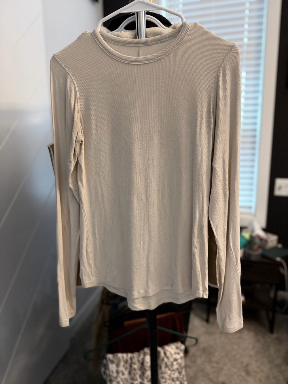 Lululemon | Hold Tight Long Sleeve | Medium (no dot)